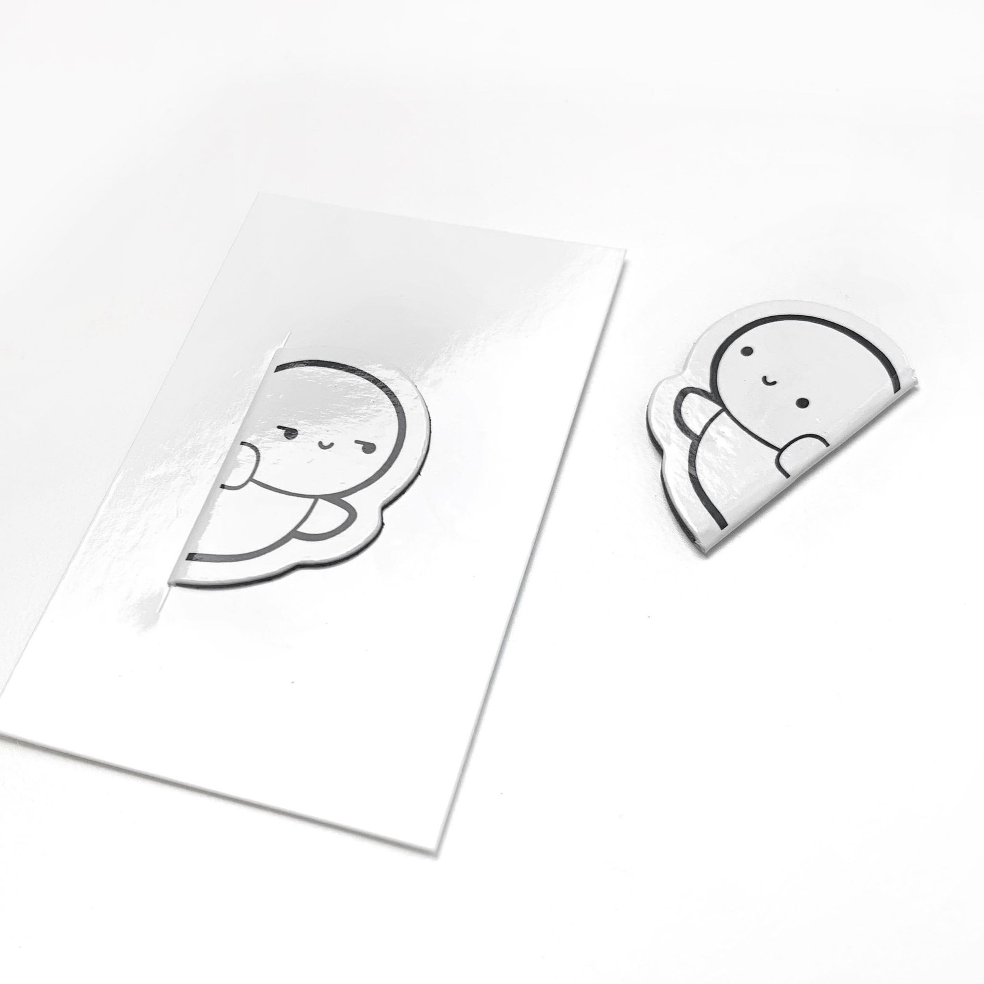 Peeking Emotis Magnetic Bookmark (misfit) (1 per customer)